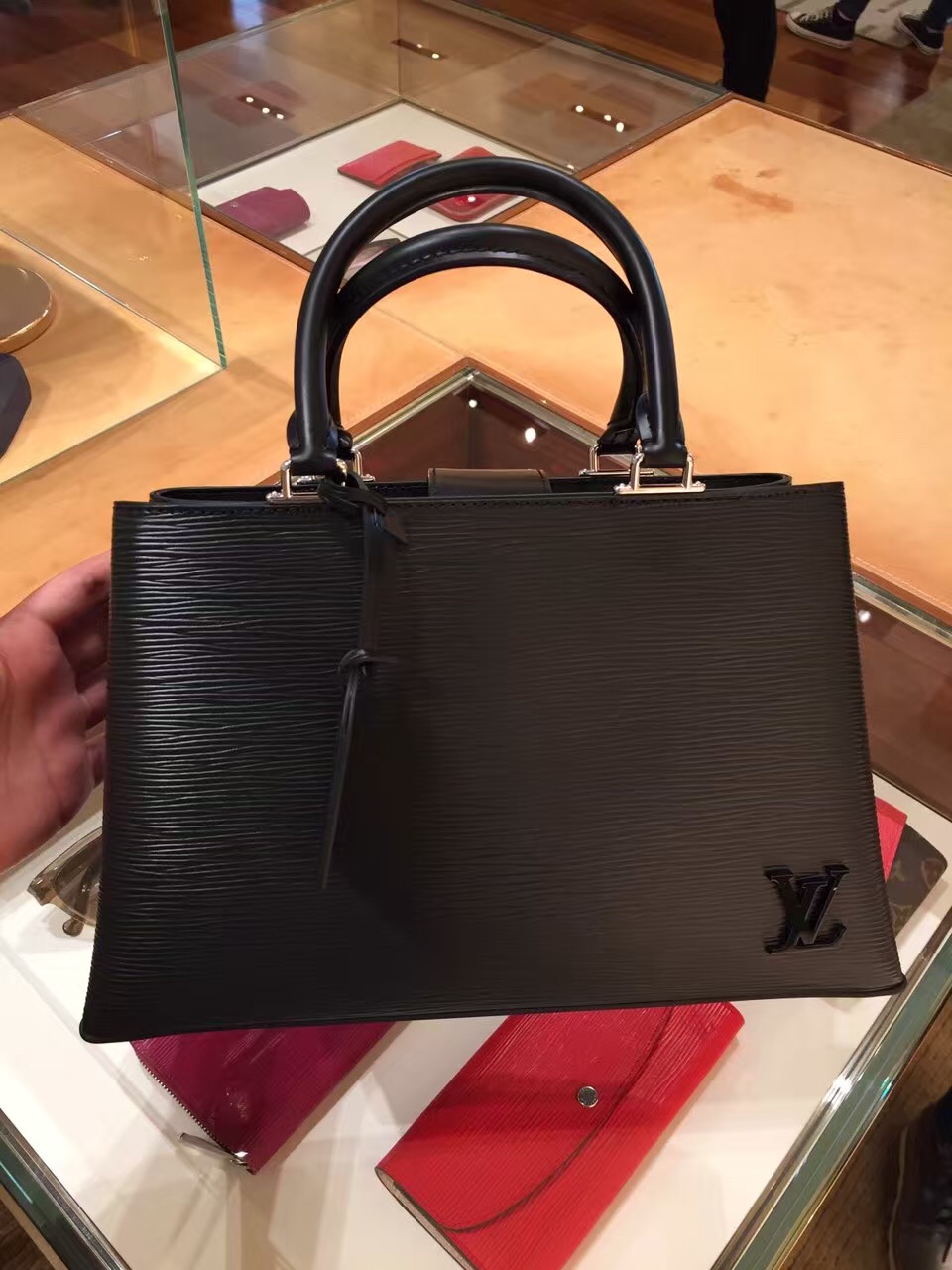 Authentic Louis Vuitton Epi Kleber PM Bag M51334 Noir